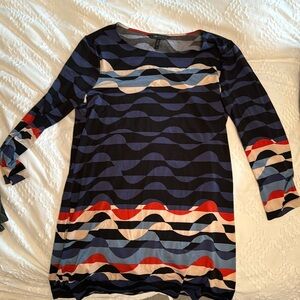 BCBG maternity tunic
